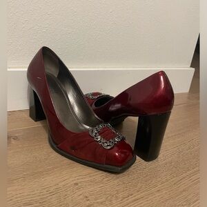 Franco Sarto Burgandy Holiday Heels Size 8